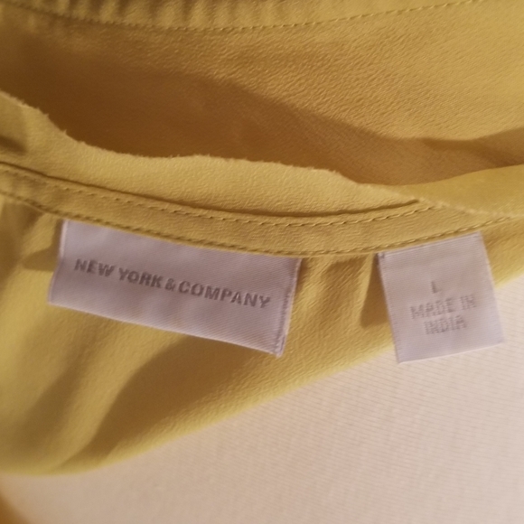 Yellow blouse - Picture 6 of 8